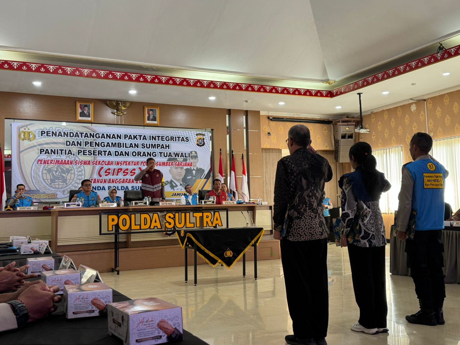 Penandatanganan Pakta Integritas Sipss 2025 Di Polda Sulawesi Tenggara 16 1049B1Da 1Fb9 413F A0Ff 4Fba7B0330B6