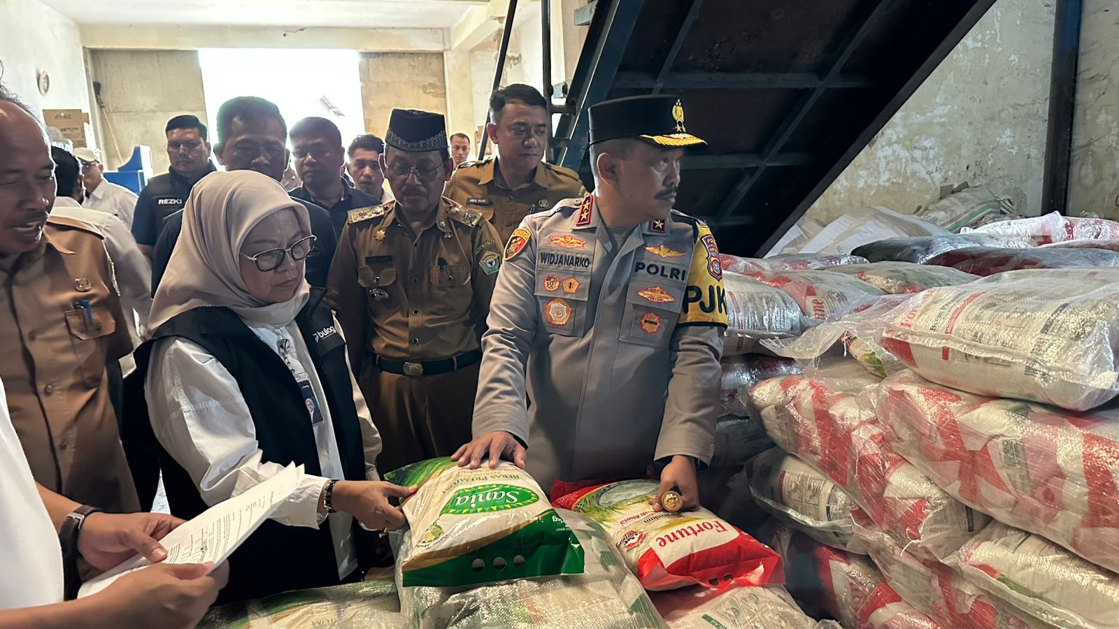 Antisipasi Beras Oplosan, Kapolda Sultra Sidak Gudang hingga Retail di Kendari